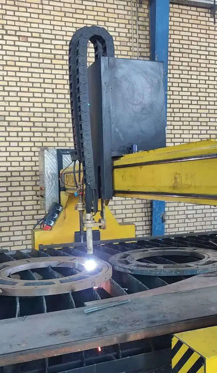 خدمات برشکاری CNCهواگاز و پلاسما- تراشکاری وآهنگری|خدمات پیشه و مهارت|زنجان, |دیوار