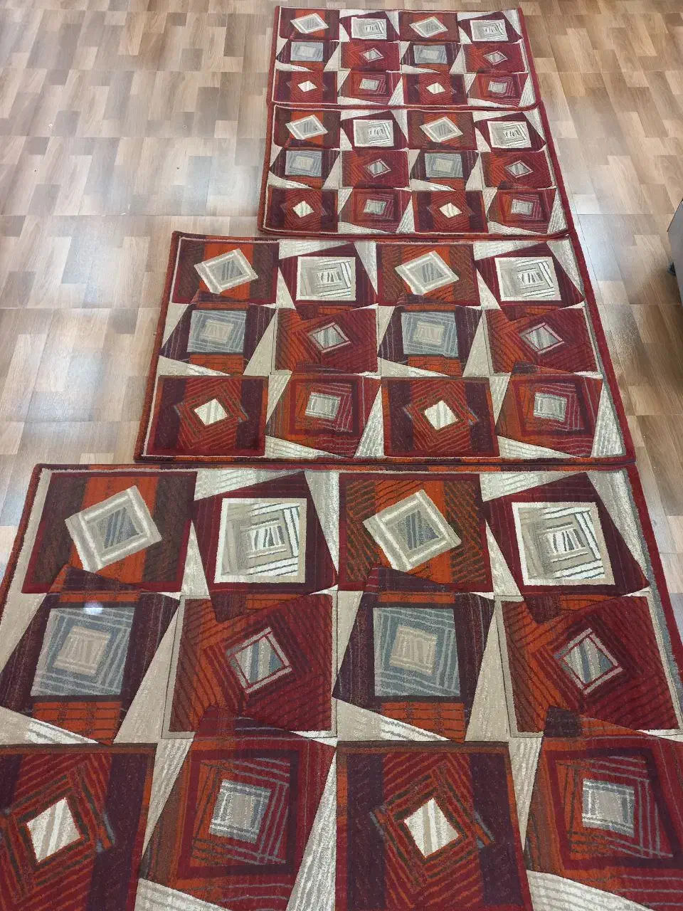 فرش مدرن اصل ترکیه|فرش|ابهر, |دیوار