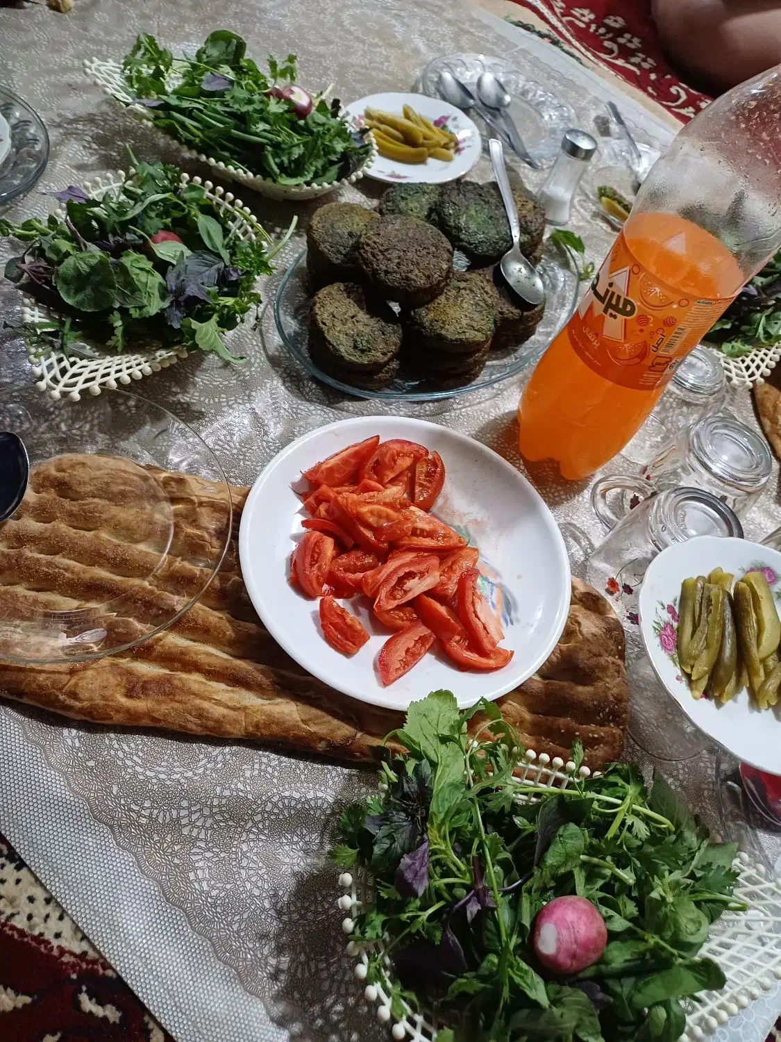 آشپز ماهر ویک اقا یاخانم برای وسط کاری وپیک موتور|استخدام خدمات فروشگاه و رستوران|پاکدشت, کبودگنبد|دیوار