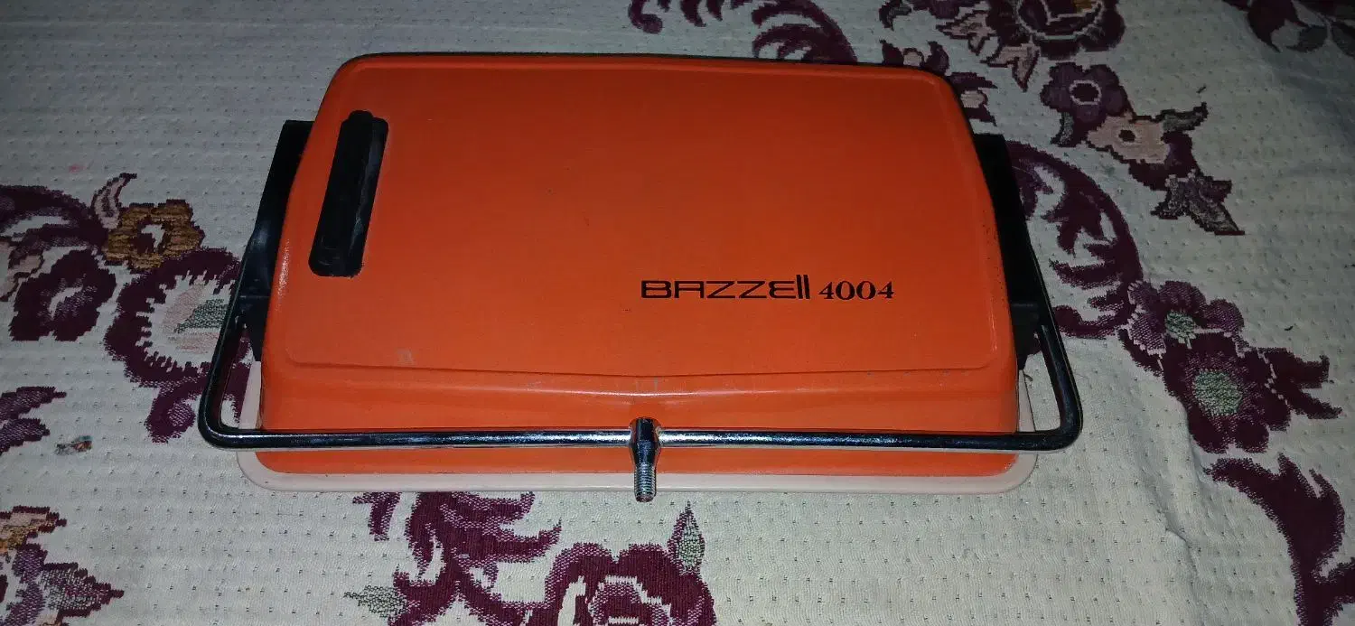 جارو نپتون قدیمی مارک بازل|لوازم نظافت|اصفهان, باغ زیار|دیوار