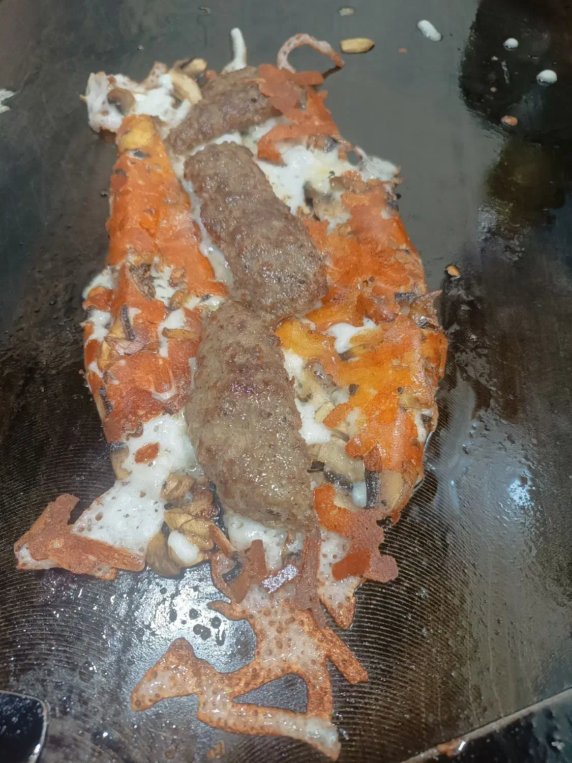 پیتزا ساندویچ پرستش|خدمات پذیرایی، مراسم|نیشابور, گنبد سبز|دیوار