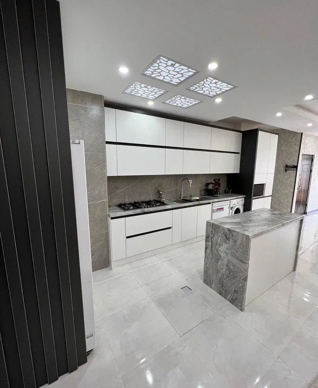 تولید انواع کابینت و کمد دیواری|جاکفشی، کمد، دراور|چهاردانگه (تهران), |دیوار