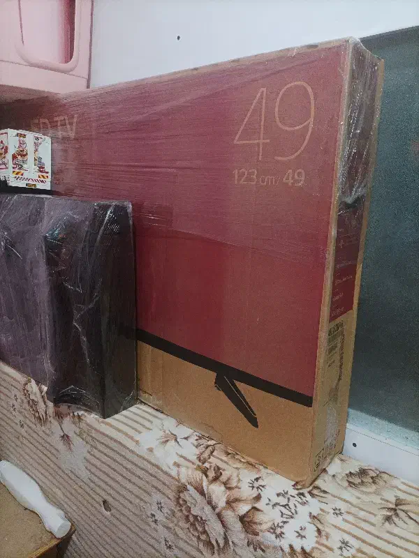 کارتن تلویزیون (ال ای دی)|تلویزیون و پروژکتور|شیراز, گلکوب|دیوار