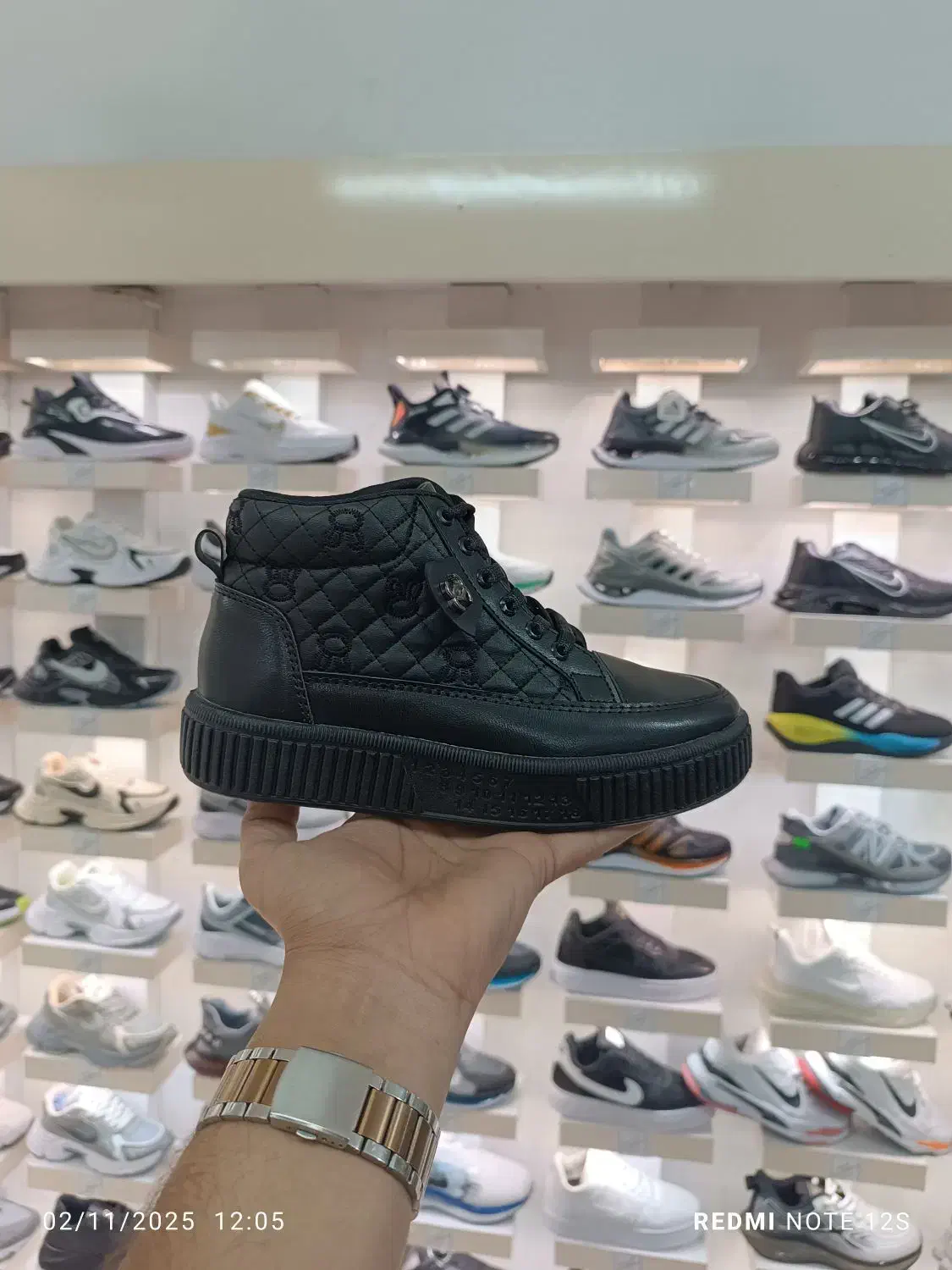 کفش اسپرت نیم بوت زنانه ساق اسپرت شیک و باکیفیت|کیف، کفش، کمربند|مشهد, حجت|دیوار