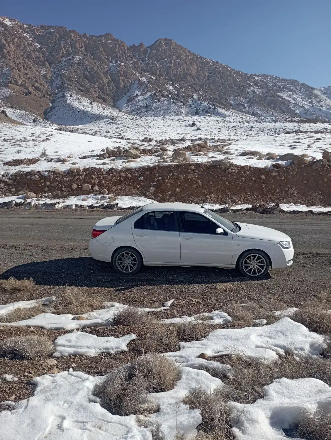 دنا ۹۸تیپ ۱ بیرنگ|خودرو سواری و وانت|مشهد, نظام دوست|دیوار