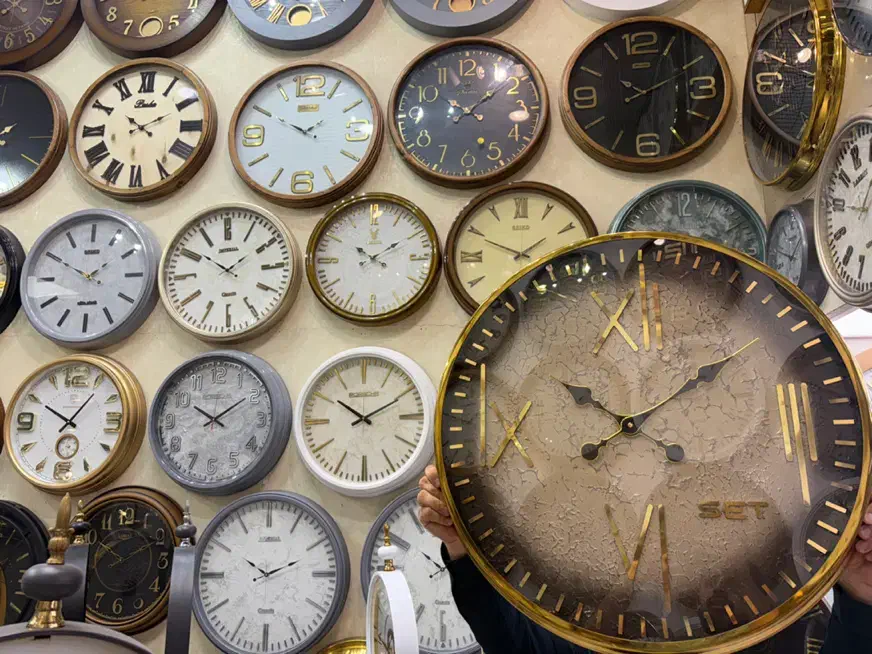 ساعت دیواری پتینه جدیدفلزی ابکاری ضمانت رنگ موتور|ساعت دیواری و تزئینی|مشهد, کوشش|دیوار