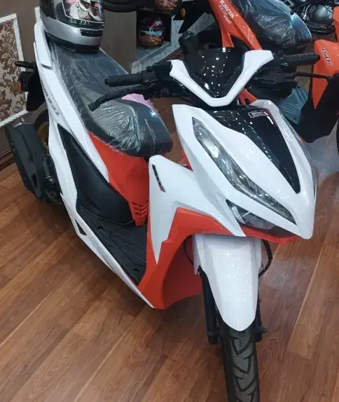 موتور طرح کلیک|موتورسیکلت|قم, میرزائیه|دیوار