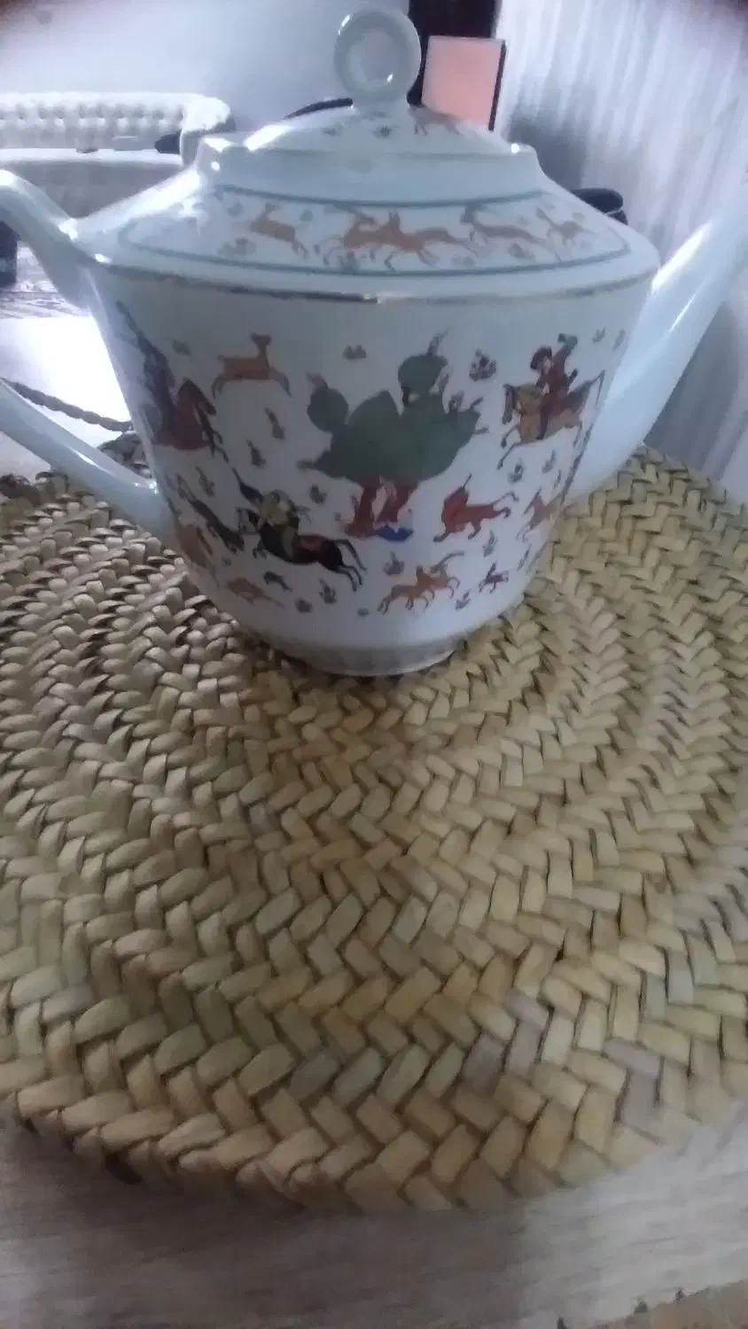 قوری چینی بزرگ|قوری، کتری، قهوهساز دستی|مشهد, رضاییه|دیوار