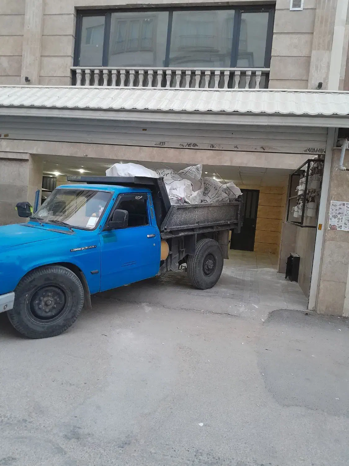 حمل نخاله با نیسان کمپرسی همه جا|خدمات حمل و نقل|شیراز, دشت چنار|دیوار