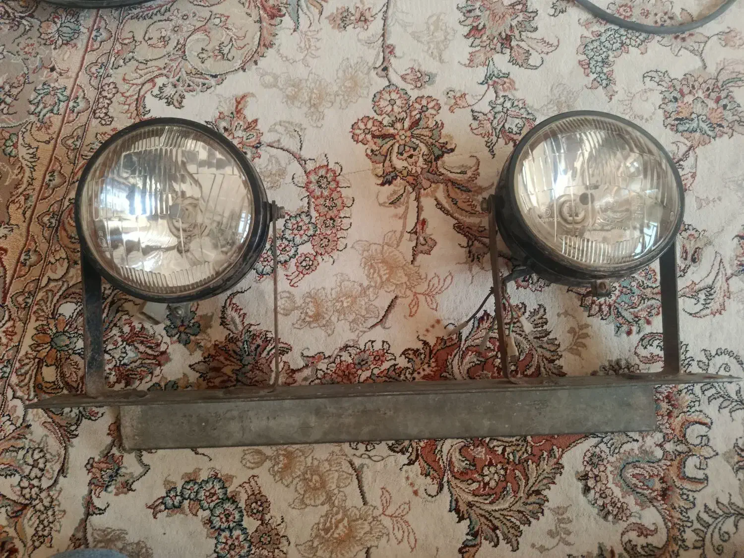 پروژکتور صنعتی و خودرو چراغ تونلی باند و تسمه کش|قطعات یدکی و لوازم جانبی|فسا, |دیوار