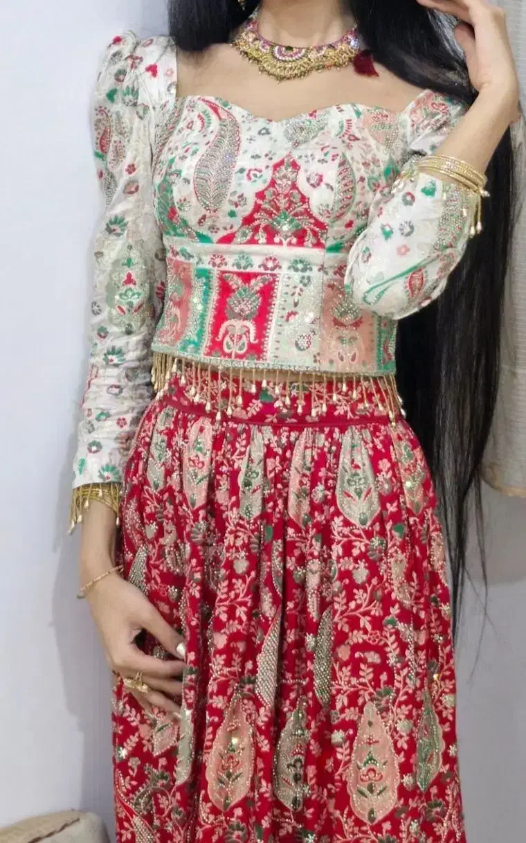 لباس|لباس|بندرعباس, |دیوار