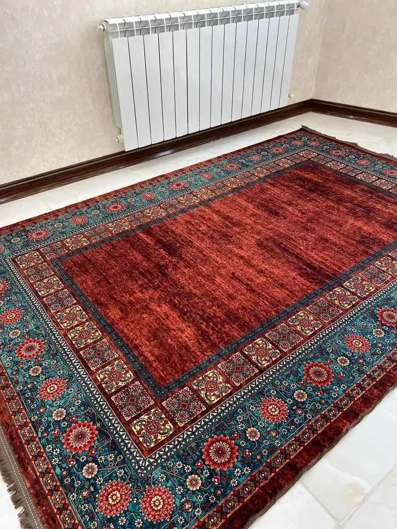 فرش ثریا ۶،۹،۱۲متری ۷۰۰شانه۱۰۰۰شانه تراکم۳۰۰۰مشهد|فرش|شیراز, فرگاز|دیوار