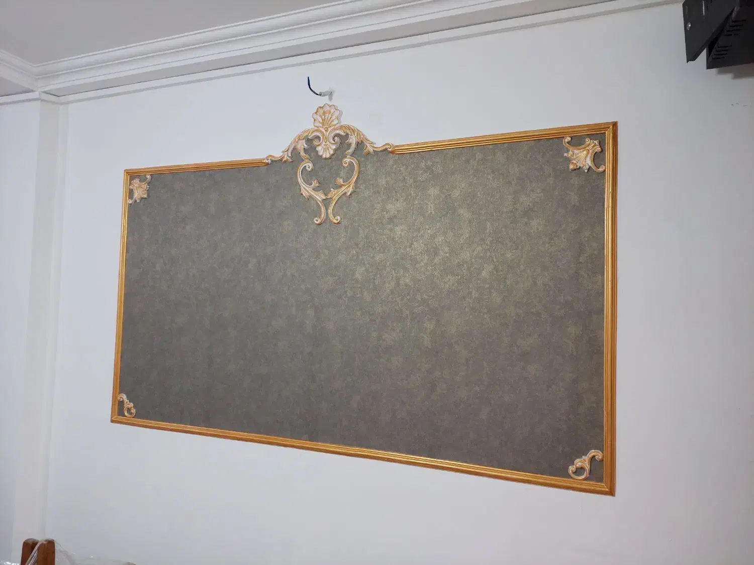 نصاب کاغذدیواری و پوستر|خدمات پیشه و مهارت|رشت, بلوار گیلان|دیوار