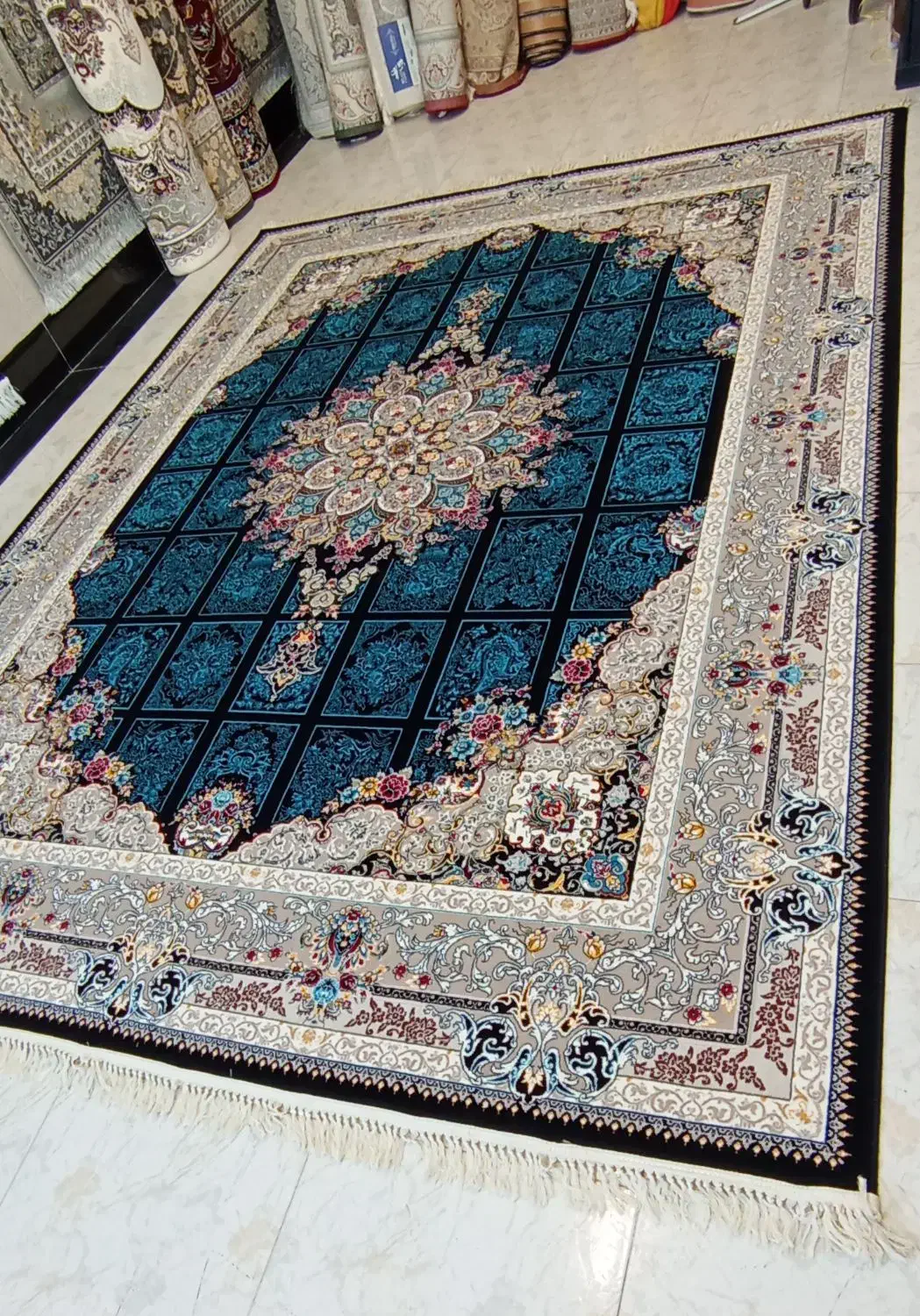 فرش۹متری ۷۰۰درجه یک|فرش|اردبیل, |دیوار