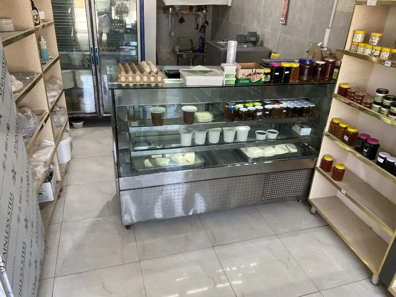 یخچال‌ مکعبی ویترینی|فروشگاه و مغازه|نوشهر, |دیوار