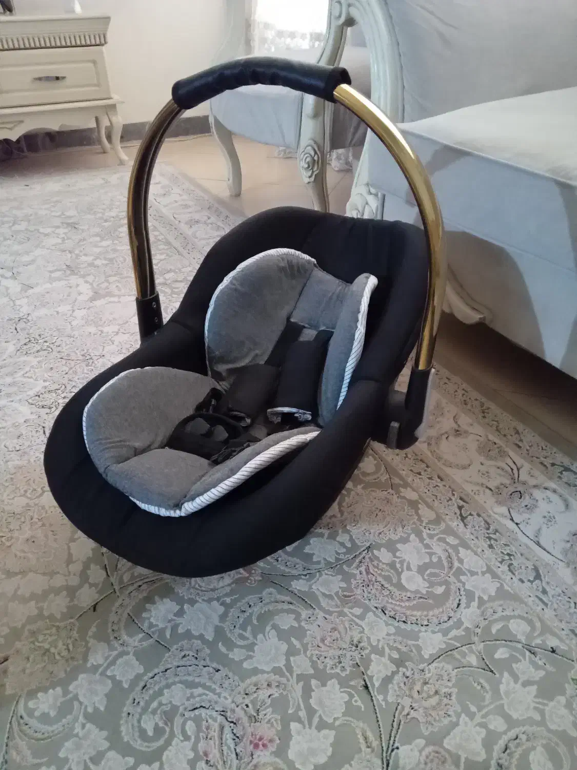 کریر نوزاد|کالسکه و لوازم جانبی|کرج, حصارک بالا|دیوار