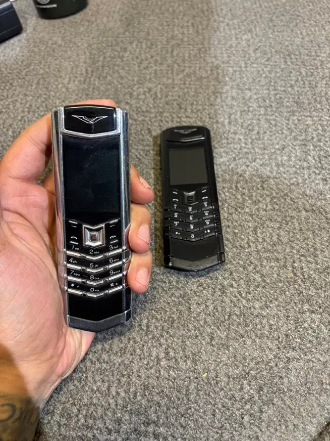Vertu signature(ورتو سیگنچر)|موبایل|تهران, عباس‌آباد|دیوار