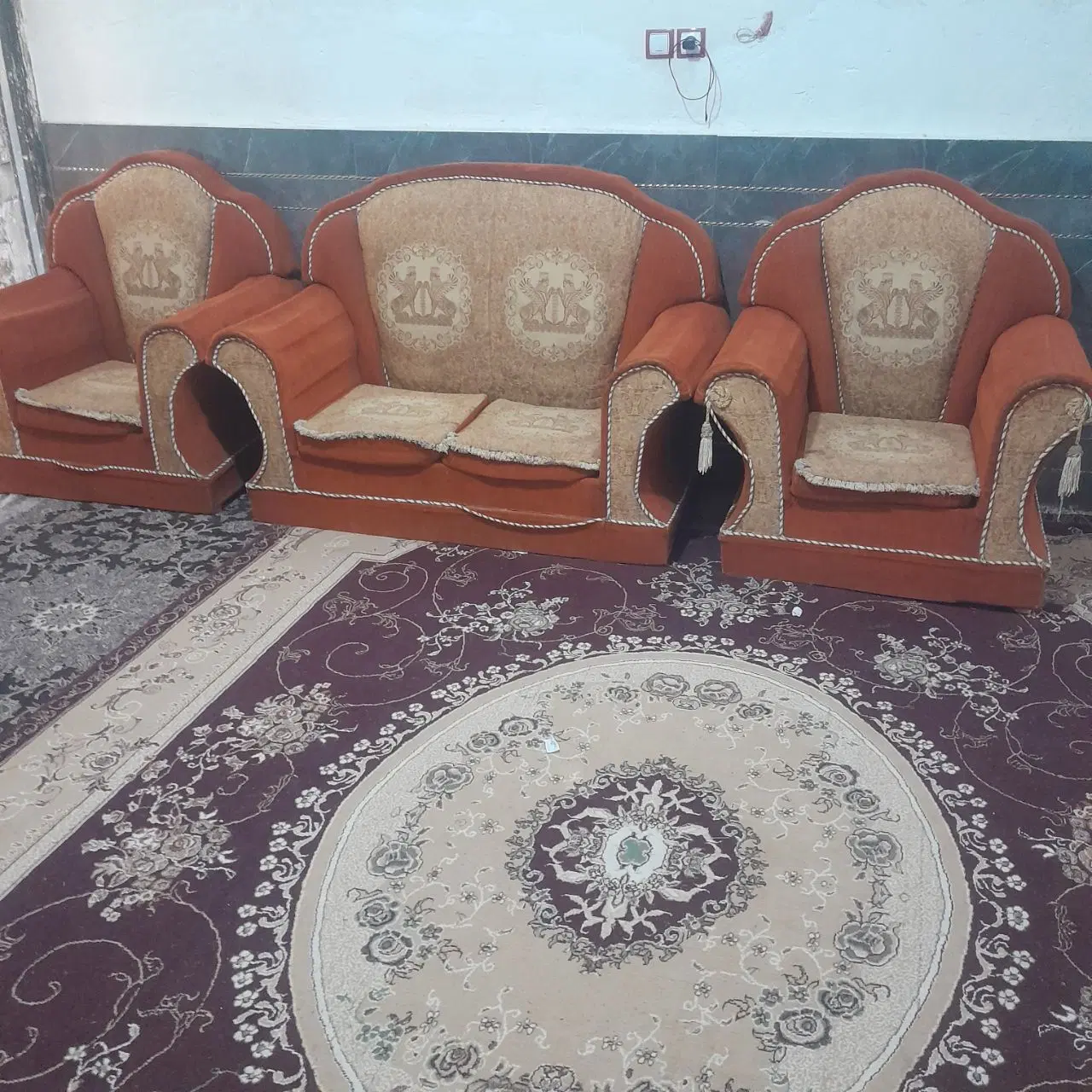 6/500|مبلمان خانگی و میز عسلی|زاهدان, |دیوار