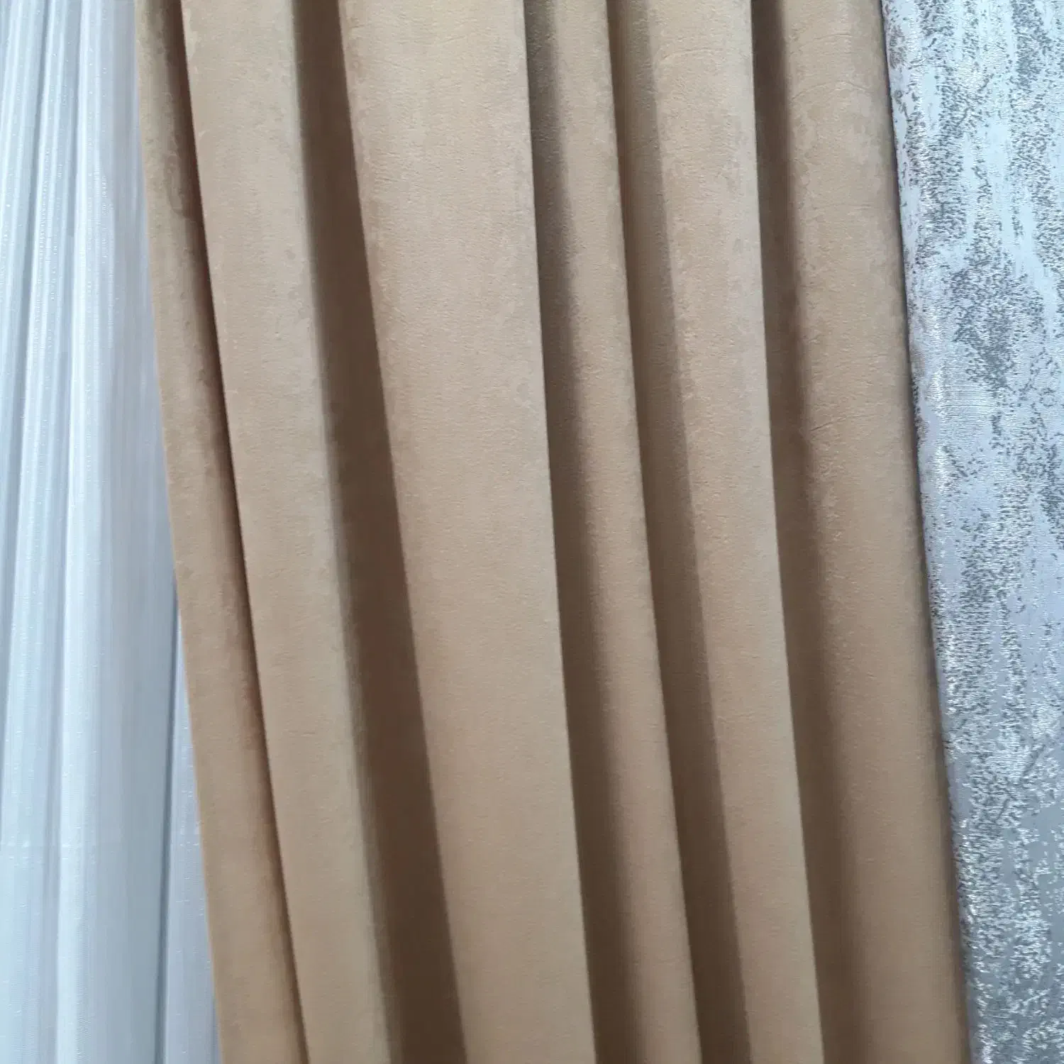 دکورپرده نو نو استفاده نشده|پرده، رانر، رومیزی|هشتگرد, شهرک بعثت|دیوار