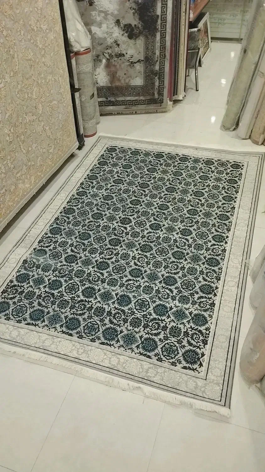 لاکچری پسندی تنوع زیاد میخوای بیا( فرش سارینا)|فرش|بوشهر, |دیوار