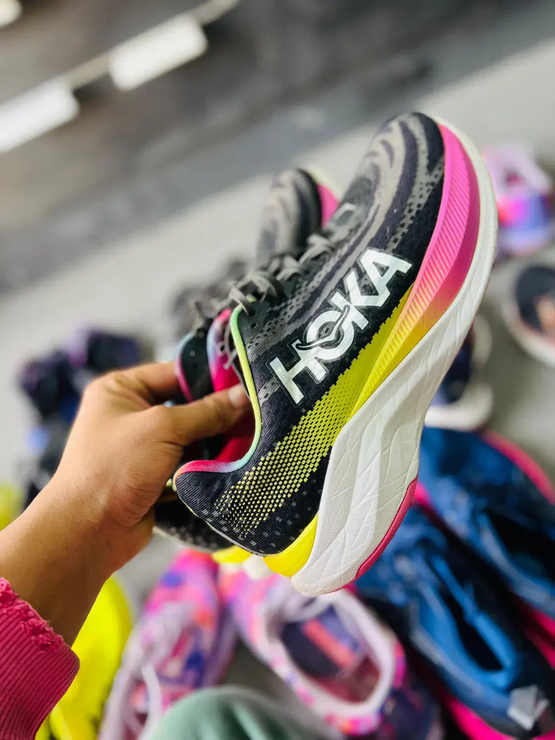 کتونی اورجینال استوک تاناکورا در حد عمده|کیف، کفش، کمربند|ماهدشت, |دیوار