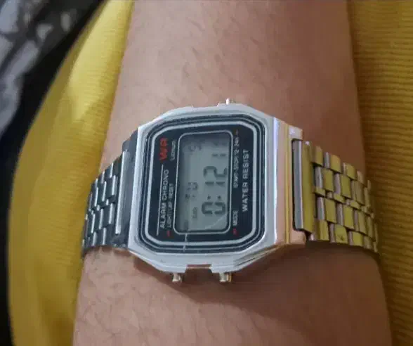 طرح کاسیو نوستالژی در دو رنگ تعداد و تکی موجود|ساعت|تهران, لاله زار|دیوار