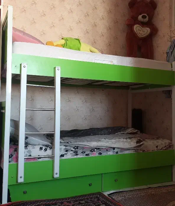 تخت دو طبقه آهنی|تخت و سرویس خواب|اردبیل, |دیوار