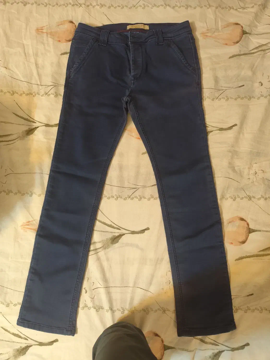 شلوار|لباس|اصفهان, شیخ طوسی|دیوار