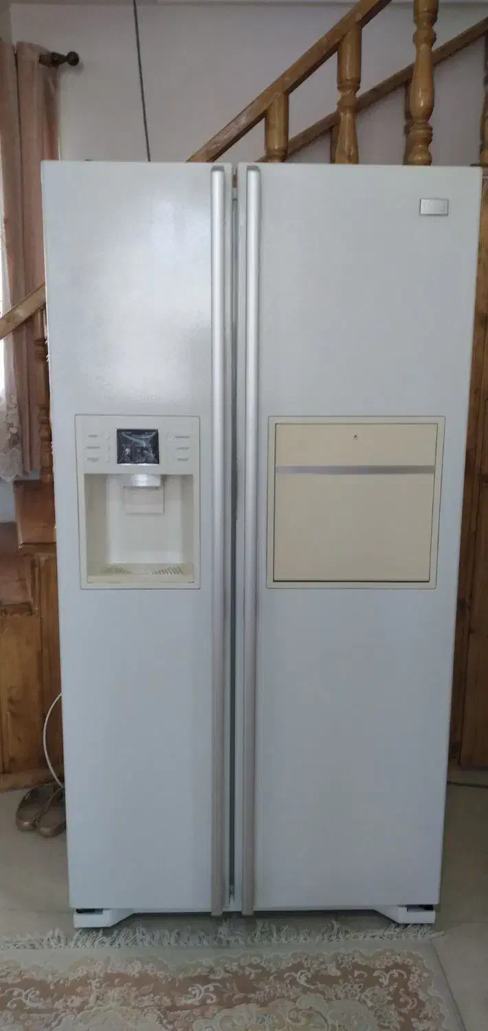 یخچال ساید بای ساید سالم وتمیز LG|یخچال و فریزر|رشت, جانبازان|دیوار