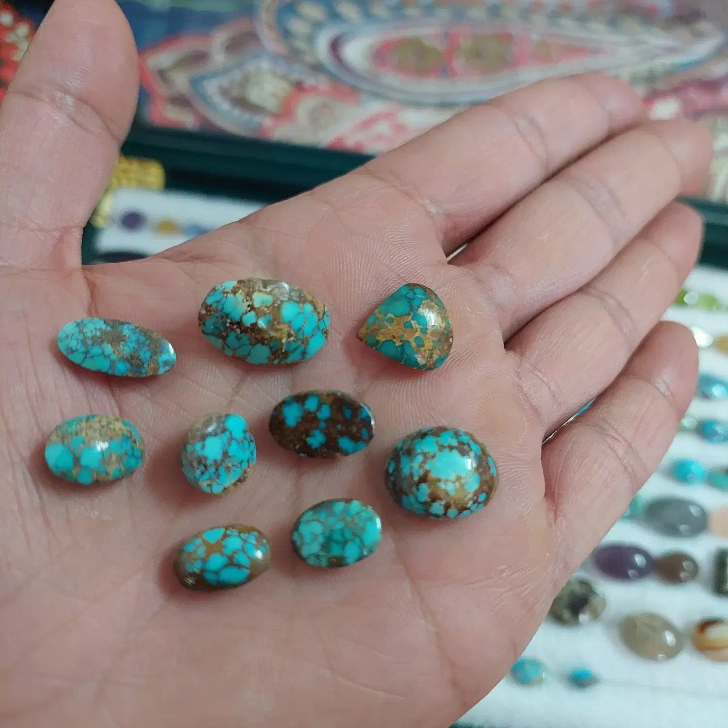 پیریدوت مصر .فیروزه نیشابور.عقیق یمن .شجر قائن|جواهرات|اصفهان, بوستان ناژوان|دیوار