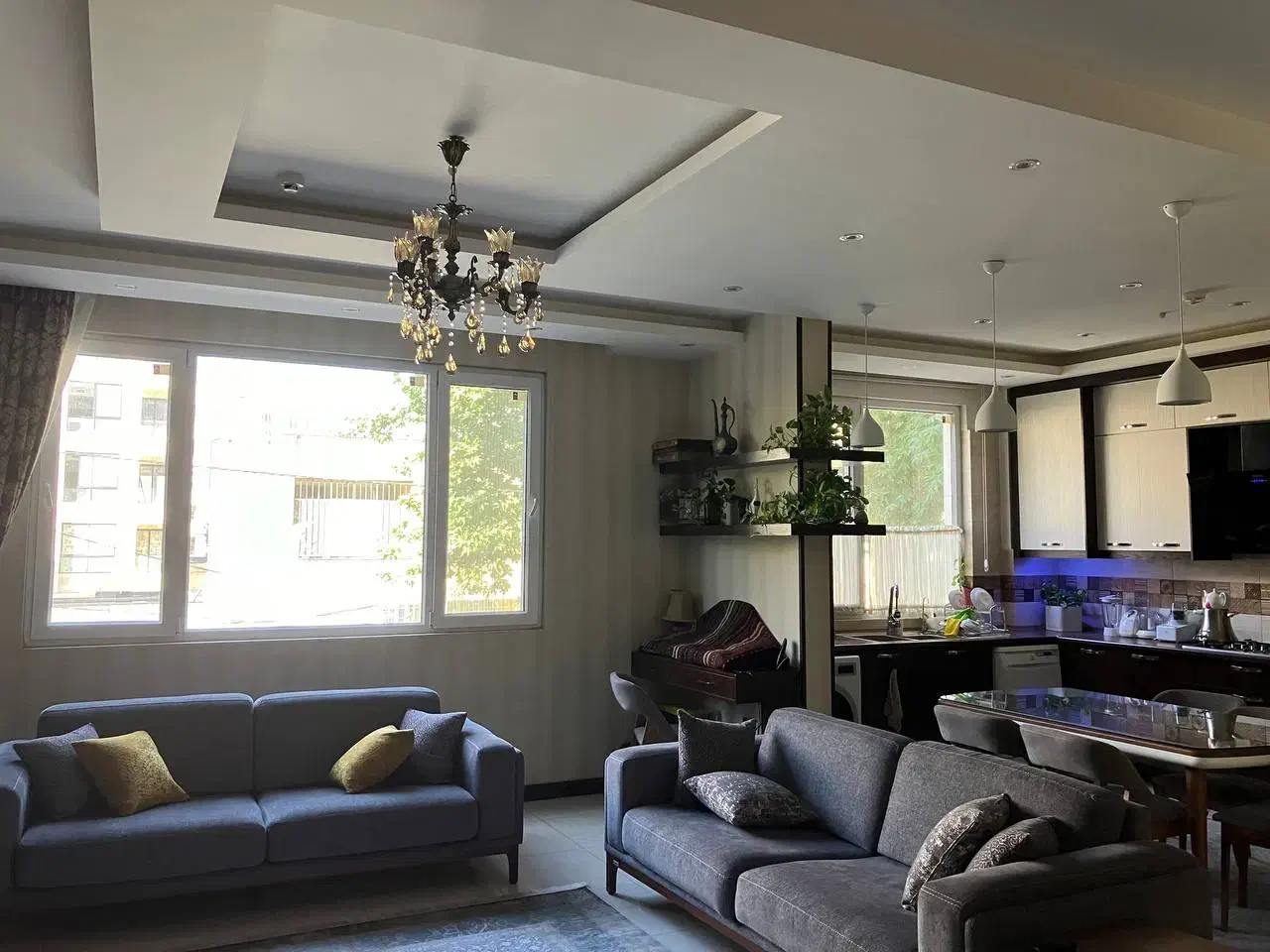 ۱۳۵متر تک واحدی طبقه۲ پله هاشمیه سامانیه قبل صارمی|فروش آپارتمان|مشهد, هنرستان|دیوار