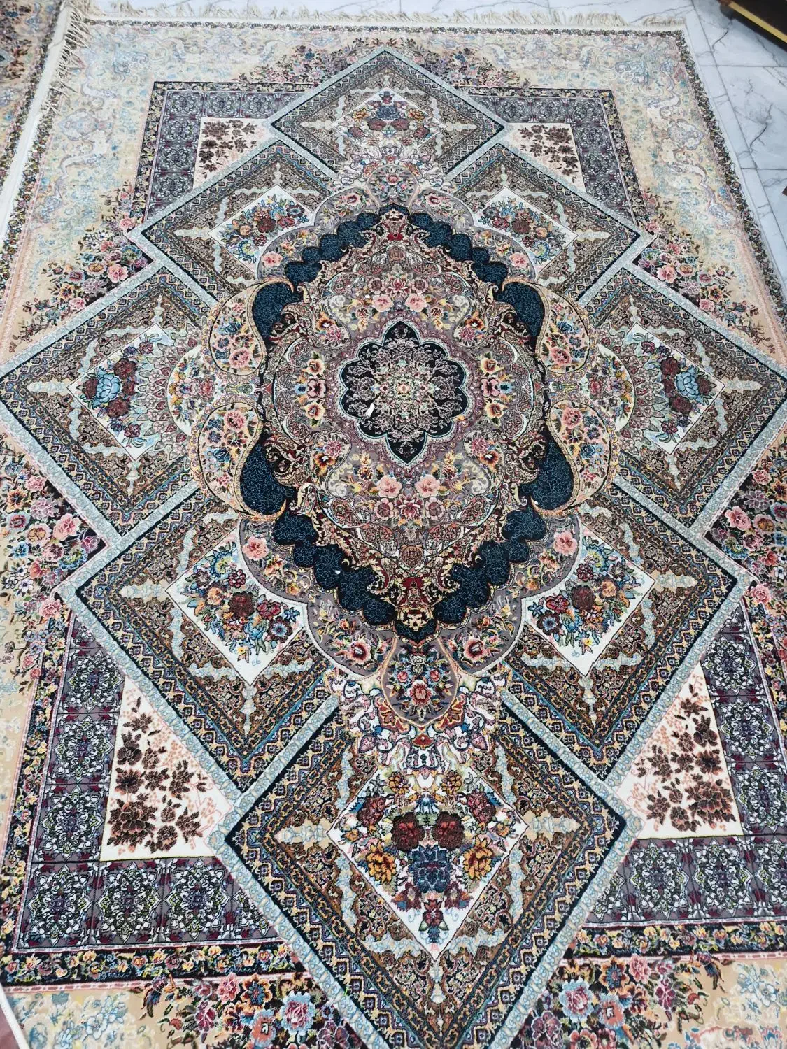 فرش ۶ متری چهار تخته|فرش|ری, علایین|دیوار