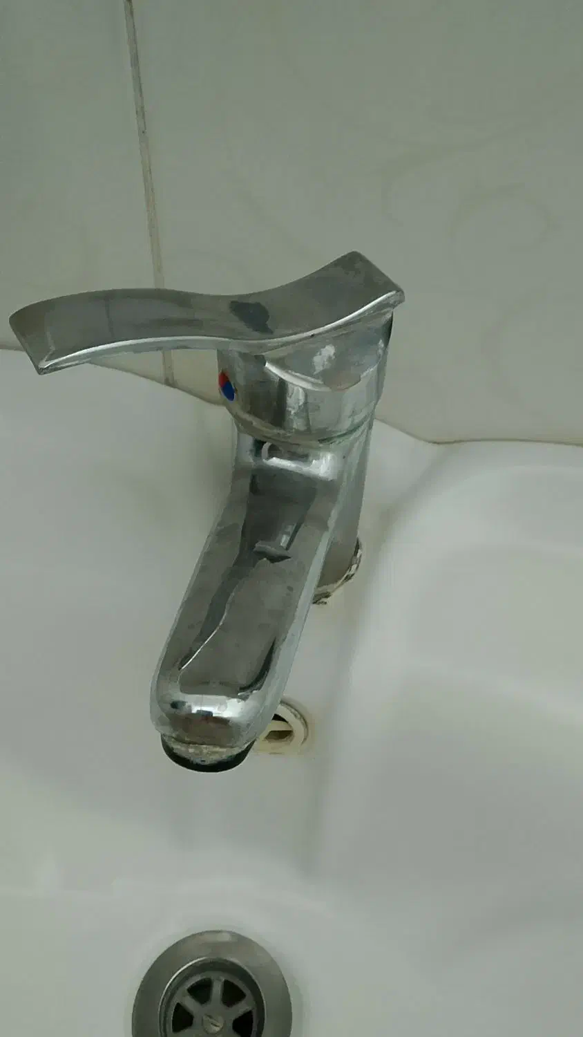 شیر دست شویی کامل|لوازم سرویس بهداشتی|تویسرکان, |دیوار