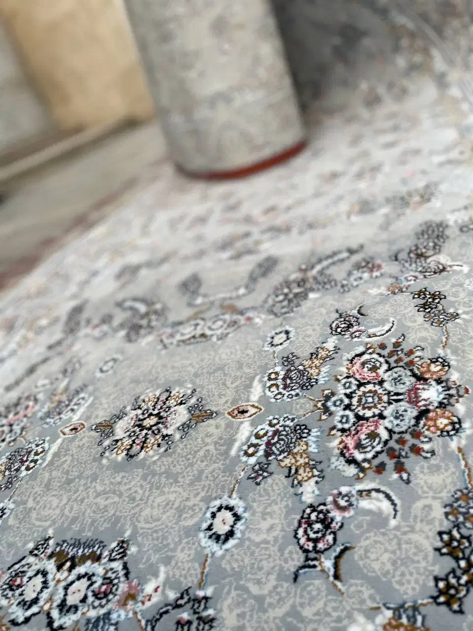 کناره طلاکوب فیلی|فرش|گلبهار, شهر جدید گلبهار|دیوار