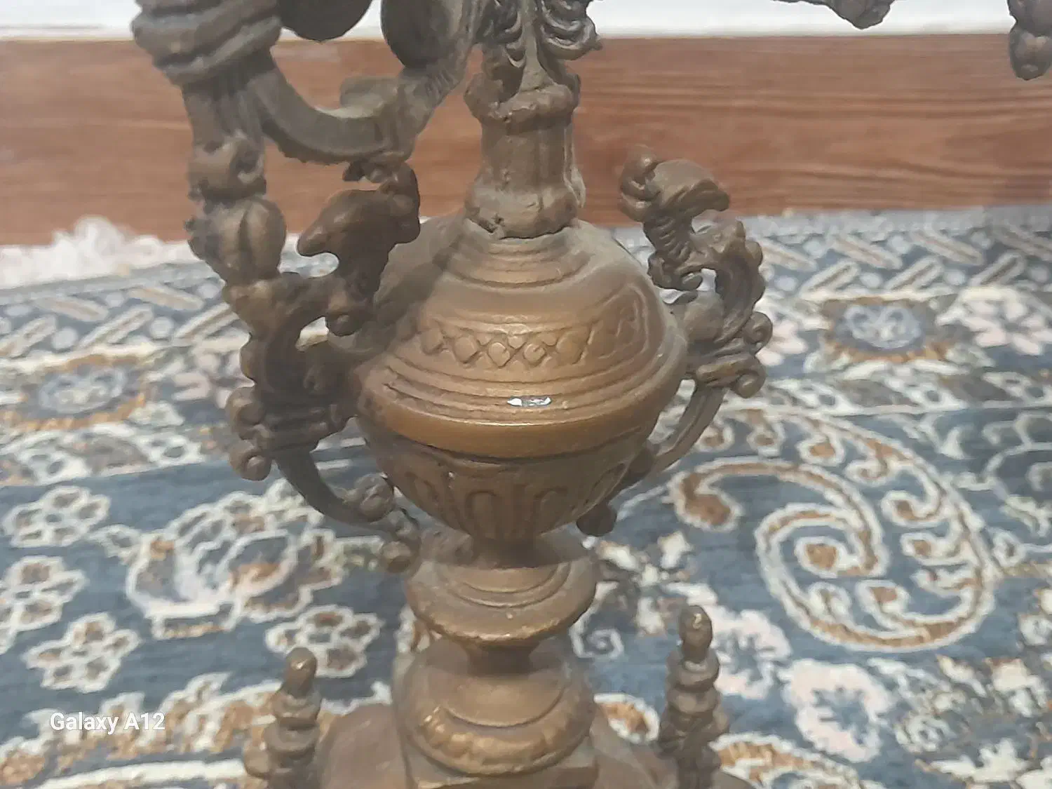 شمدان برنزی قدیمی|کلکسیون اشیاء عتیقه|رشت, جانبازان|دیوار