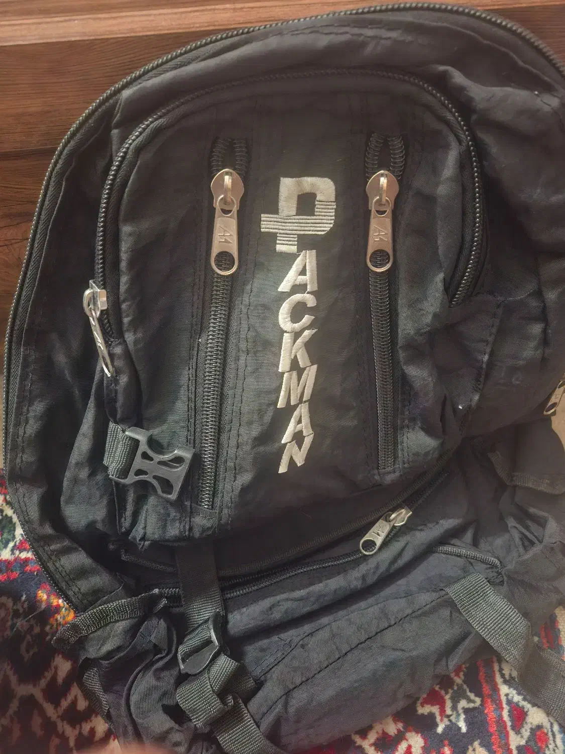 کیف کوله پشتی|کیف، کفش، کمربند|اصفهان, جلفا|دیوار