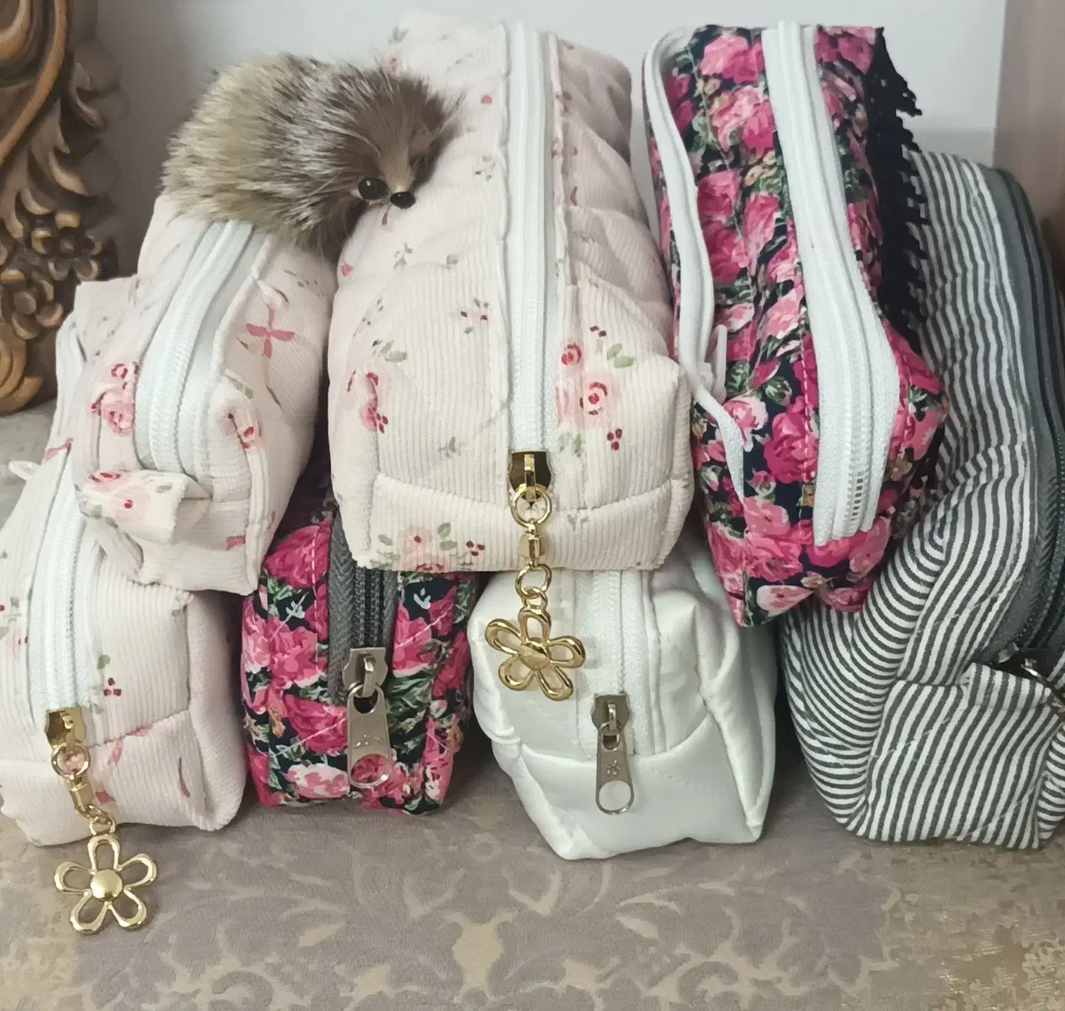 فروش جامدادی وکیف های پینترستی|کیف، کفش، کمربند|قم, نخودی|دیوار