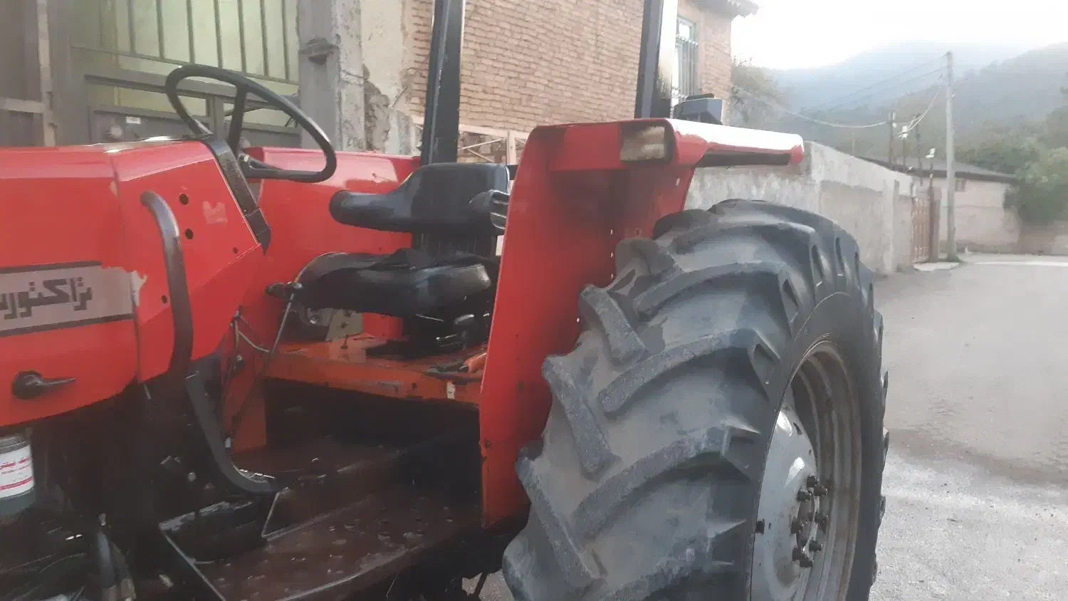 تراکتور ۳۹۹ مدل ۸۴|خودرو سنگین|فاضل آباد, |دیوار