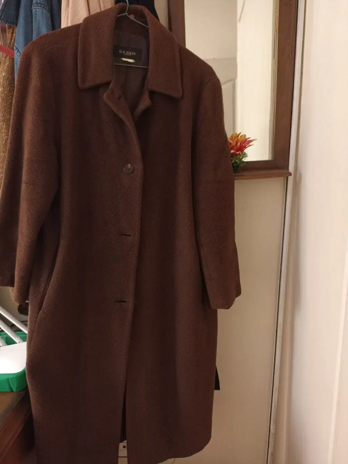 پالتو خارجی گرم وآسترداررنگ قهوه ای روشن|لباس|تهران, صادقیه|دیوار