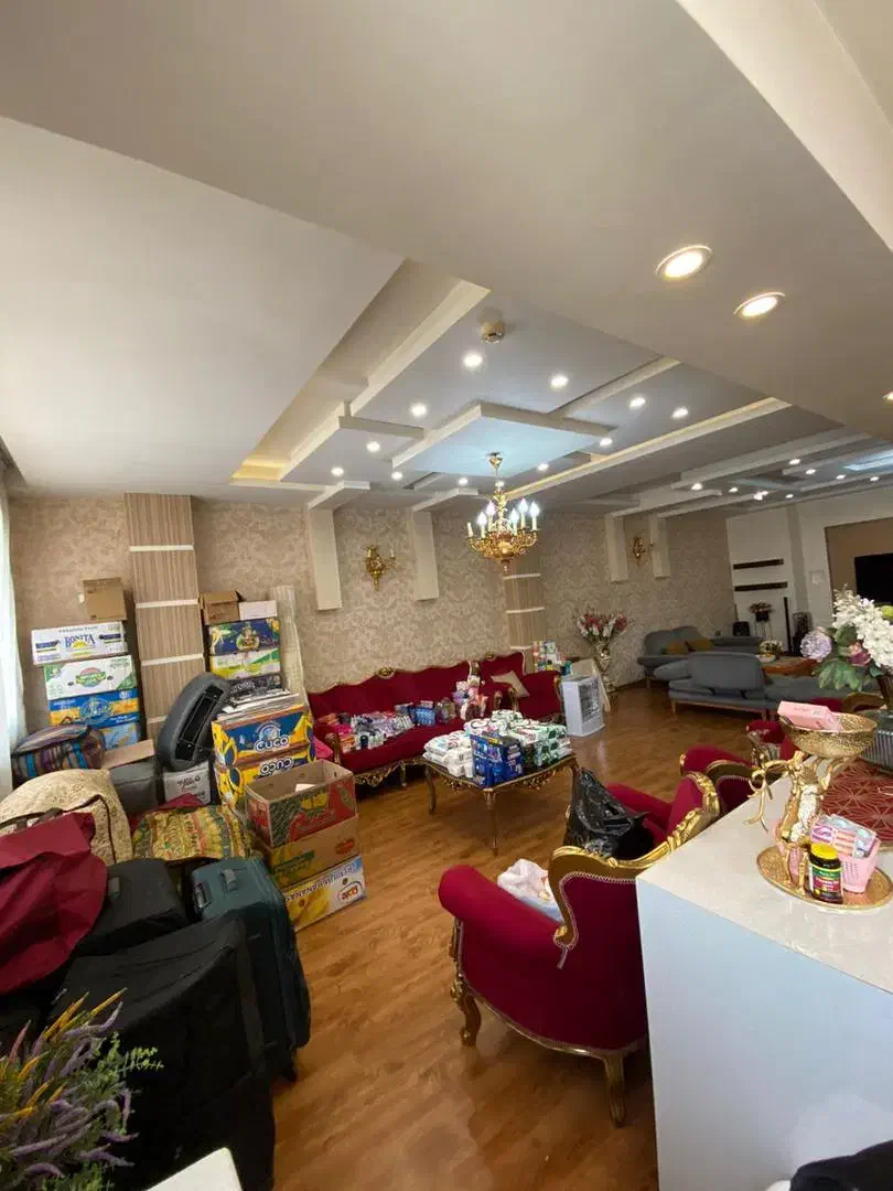 180 متر 3 خواب لاکچری .ویو ابدی .  رو ب افتاب .