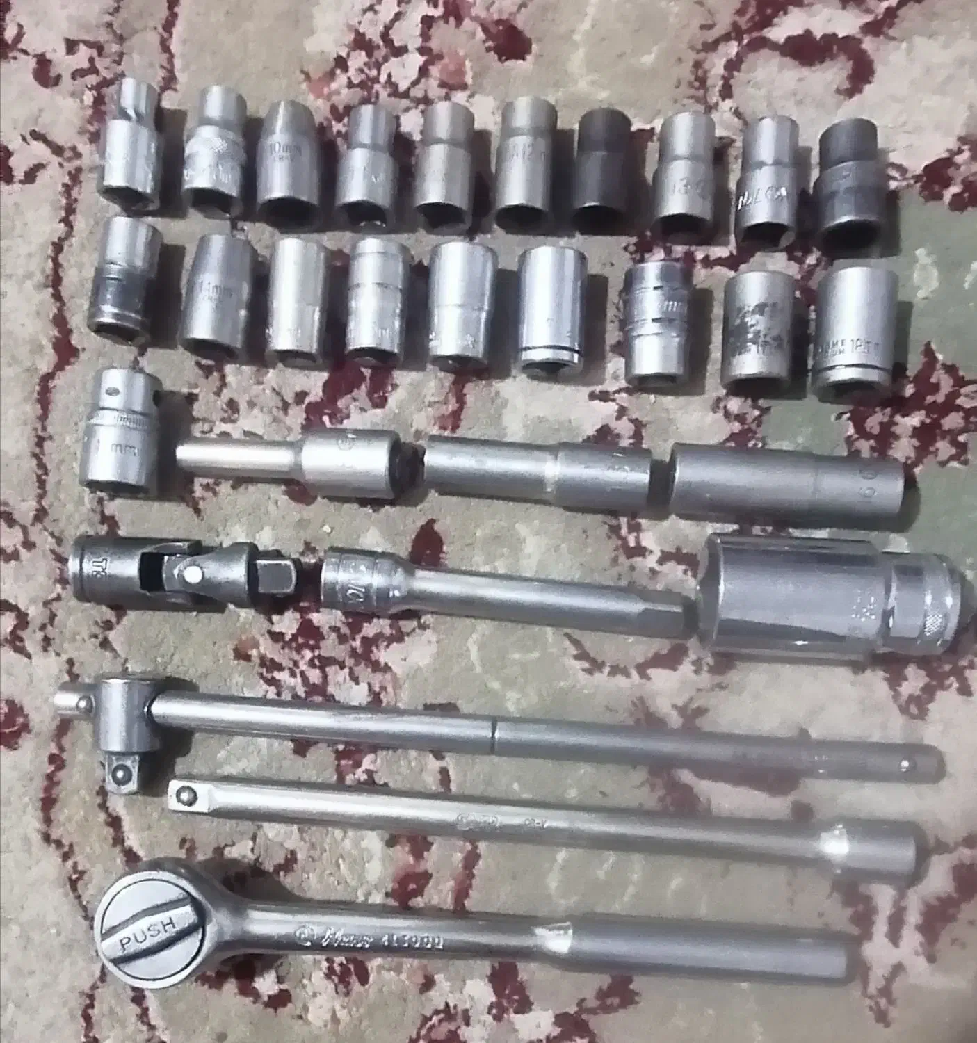 فروش جعبه ابزار ۹۰تیکه|ابزارآلات|نی‌ریز, |دیوار