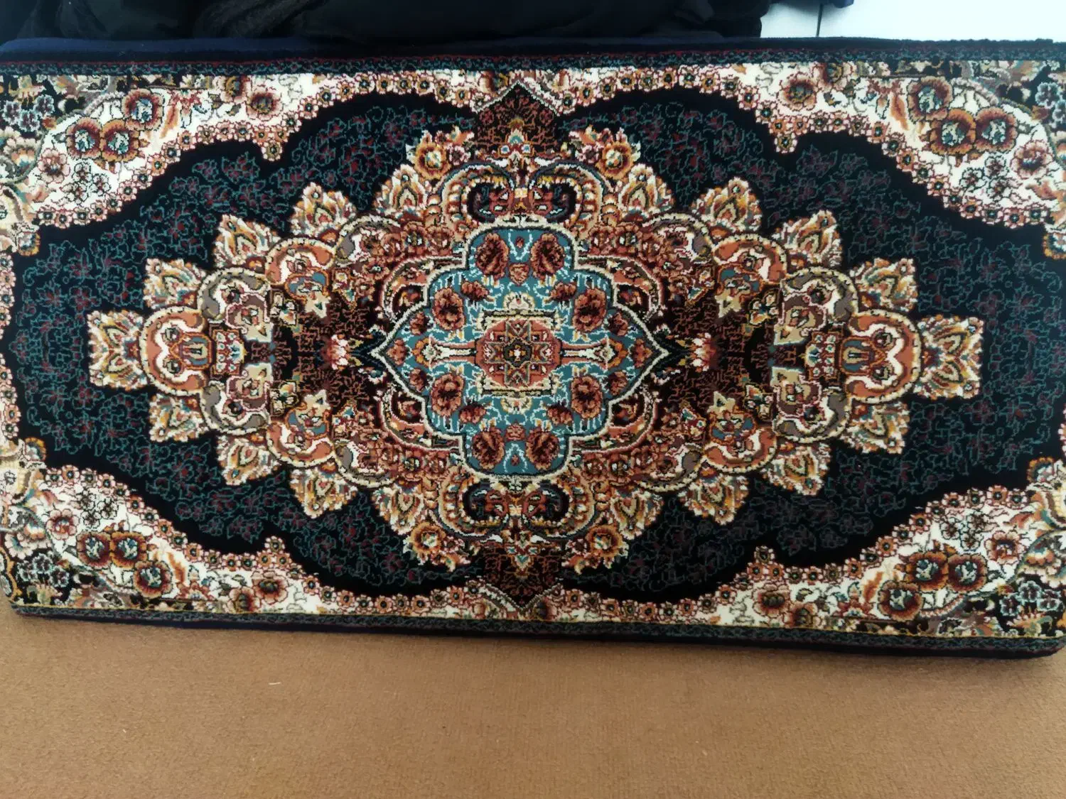 پشتی در حد|پشتی|ملایر, |دیوار