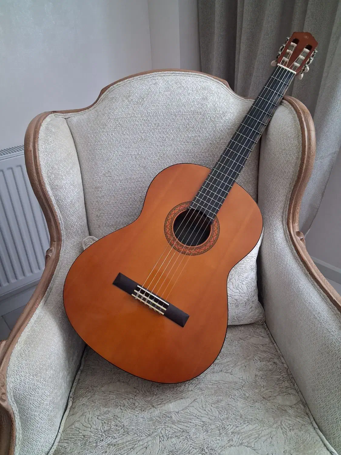 Yamaha c40 طرح قدیم|گیتار، بیس، امپلیفایر|اردبیل, |دیوار