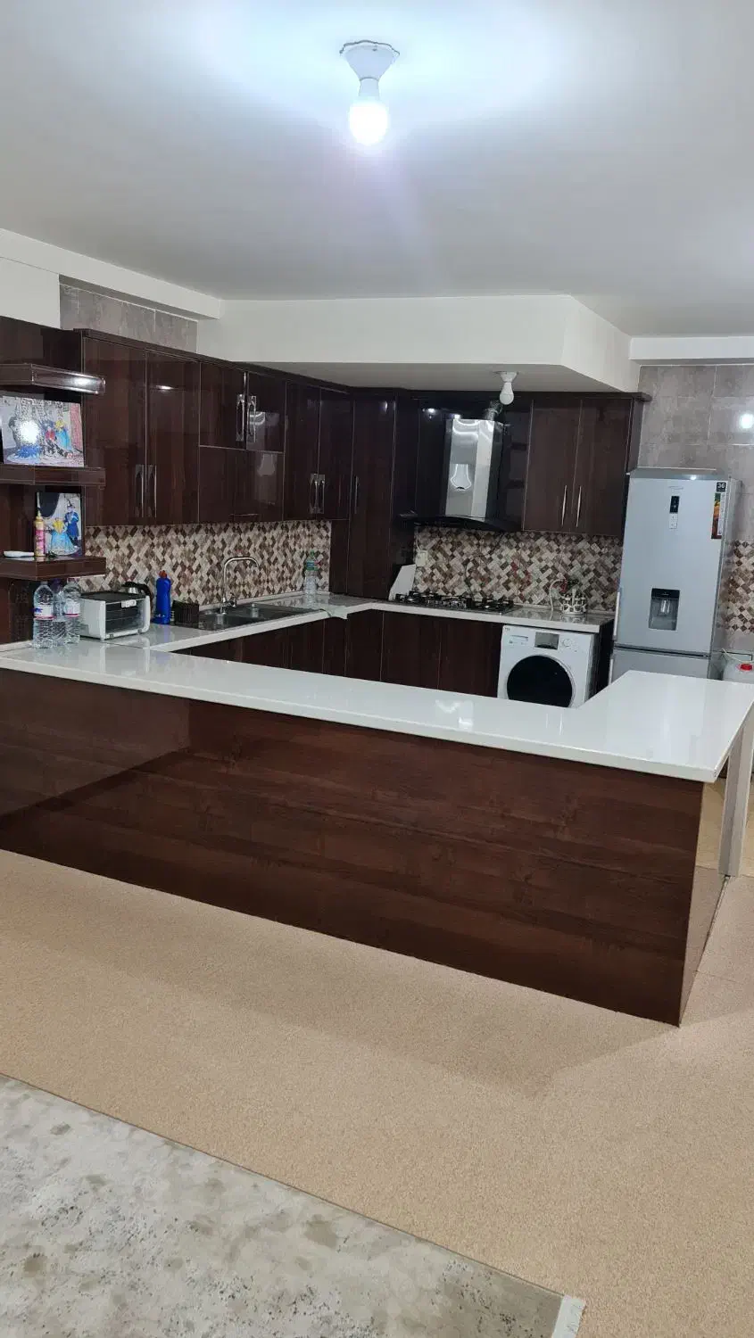 اجاره روزانه سوئیت و آپارتمان تمیز در مرکز شهر|اجارهٔ کوتاهمدت آپارتمان و سوئیت|شیراز, انجیر|دیوار