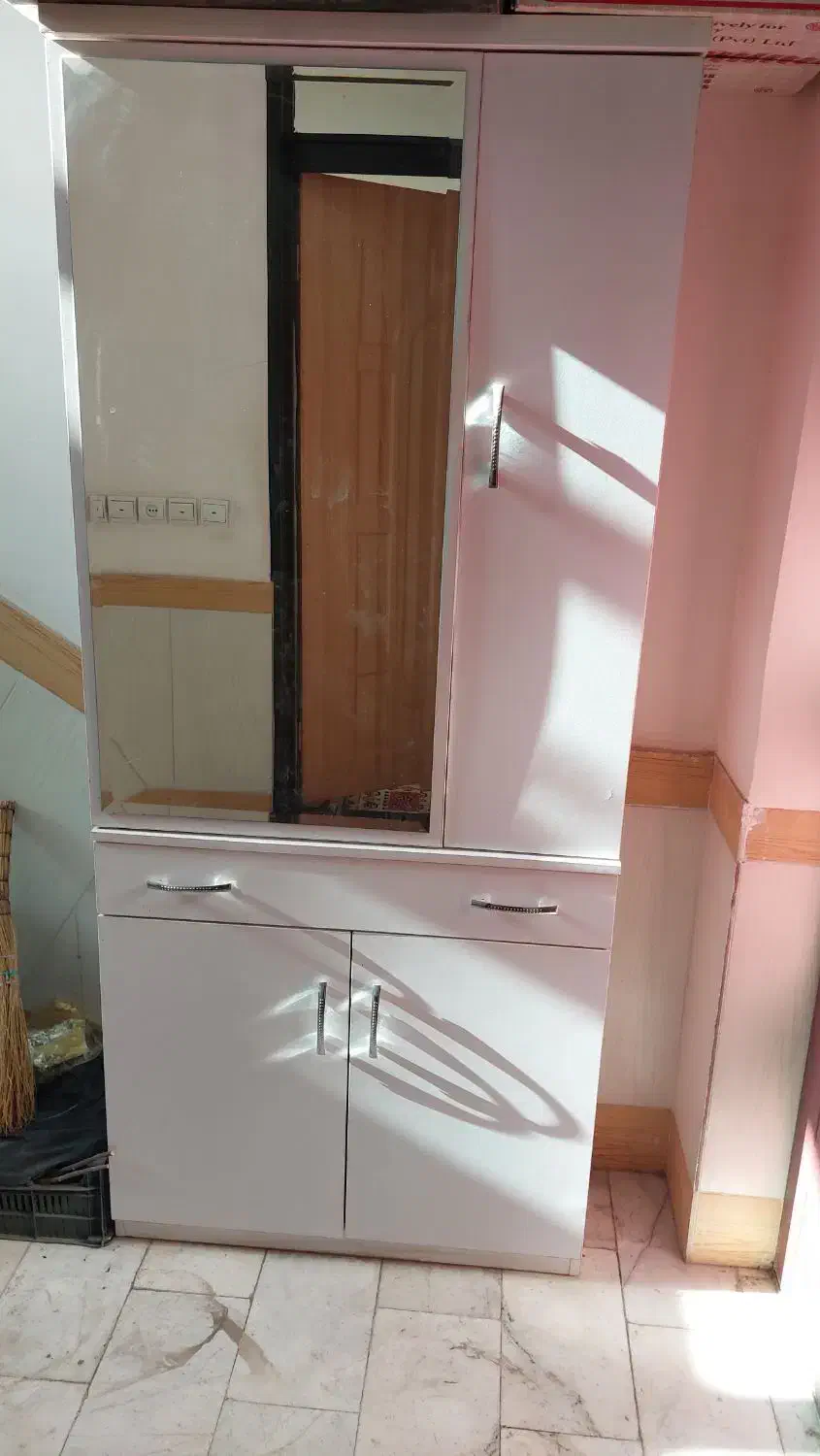 جا کفشی زیبا وجادار|جاکفشی، کمد، دراور|میاندوآب, |دیوار