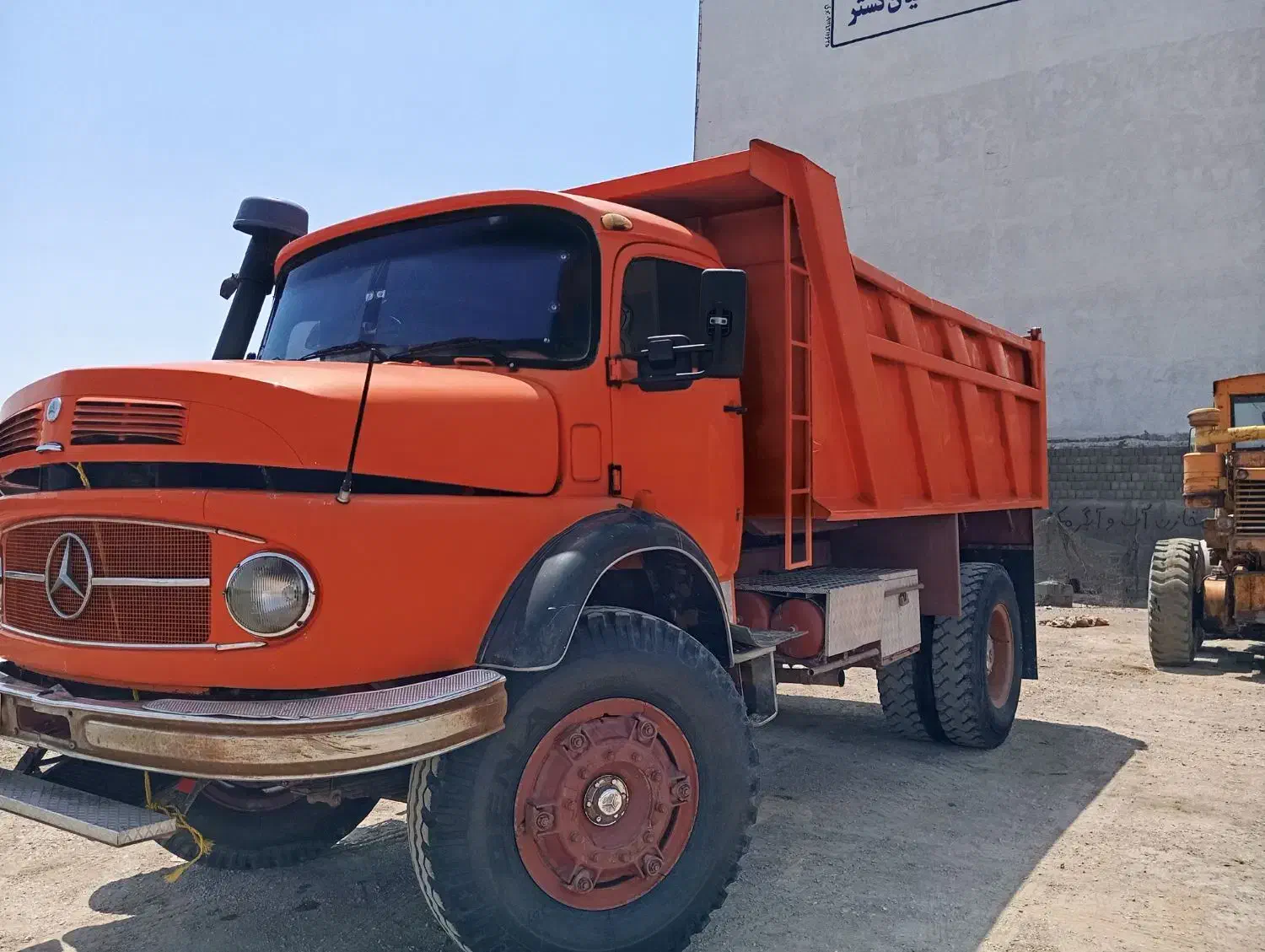 بنز تک کمپرسی مدل 54 مونتاژ|خودرو سنگین|اسلام‌شهر, شهرک مهدیه|دیوار