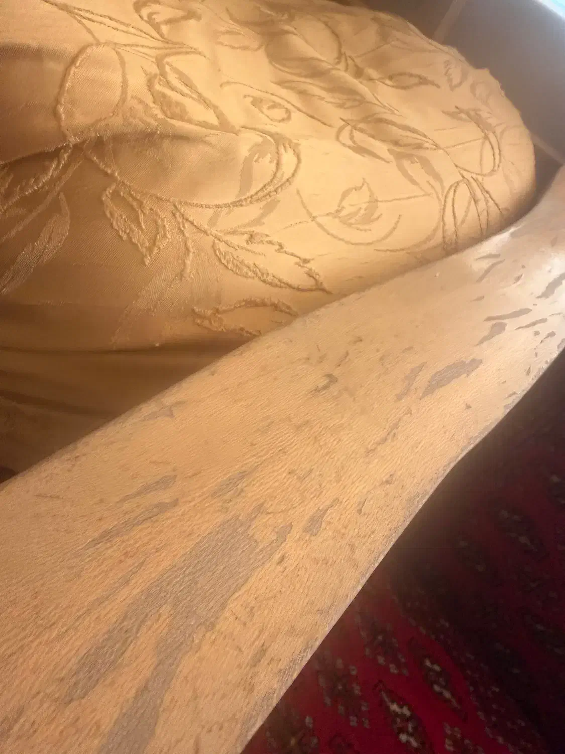 تخت چوبی|تخت و سرویس خواب|اصفهان, سرتاوه|دیوار