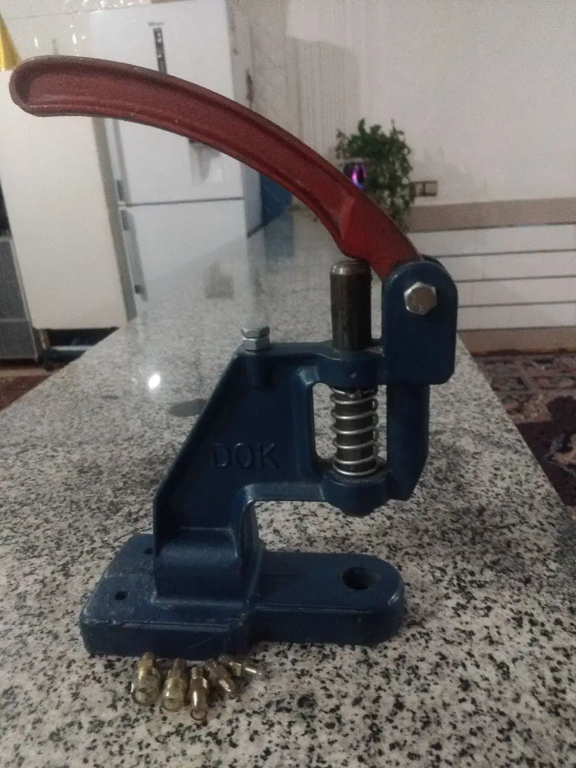 دستگاه پانچ|لوازم خیاطی و بافتنی|رودشت (چهارمحال و بختیاری), |دیوار