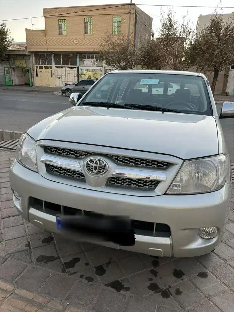 تویوتا هایلوکس دوکابین کوتاه   مدل 2007  استسنایی|خودرو سواری و وانت|کرمان, |دیوار