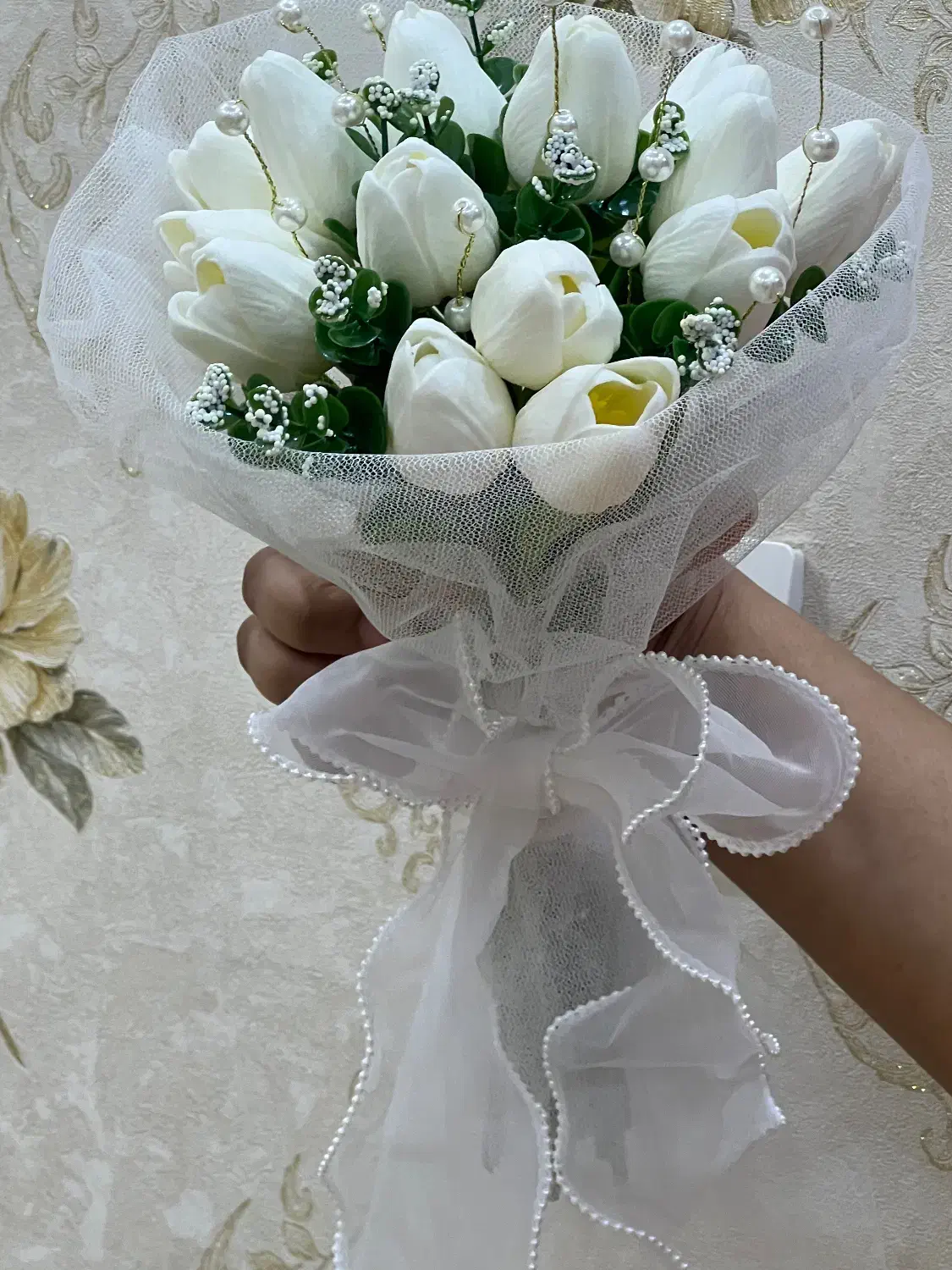 گل عروس  و سینی حنا عمده و تک|گل مصنوعی|زاهدان, |دیوار